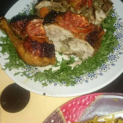  دجاج محشي بالخضار و اللحمة المفرومة 