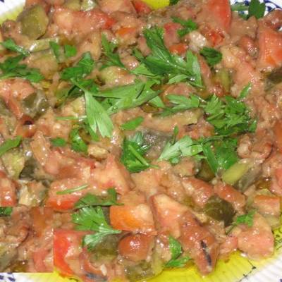  طريقة عمل الفول بالبيض والطماطم 