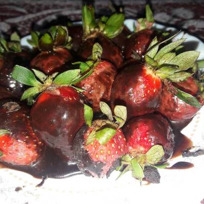  فراولة بالشوكولاته