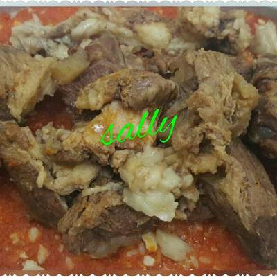  فتة اللحم المصرية بالخل والثوم 