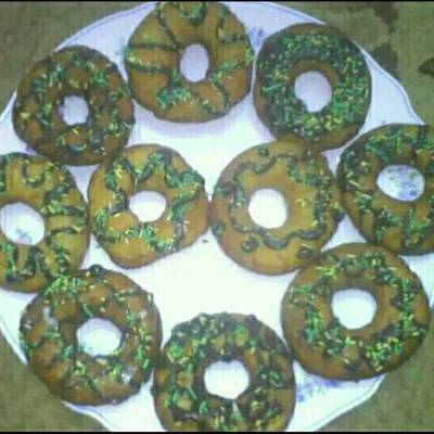  دوناتس متغلف بالشيكولاته 