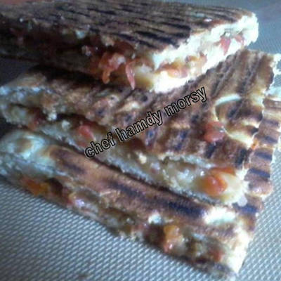  بيتزا صعيدي بالجبنة القديمة(شيف حمدي مرسي) 