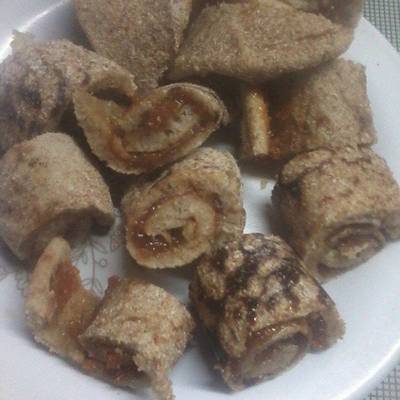  ساندوتش رولز حلو 