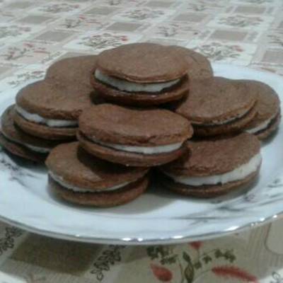  بسكوت بالشكولاتة والكريمة 