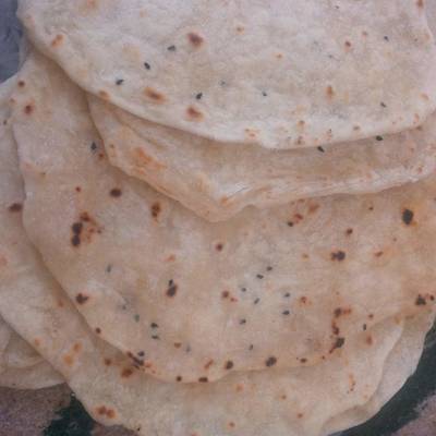  خبز الصاج بطريقة سهلة ولذيذة 