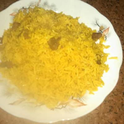  .ارز بسمتي باللحم والفحم 