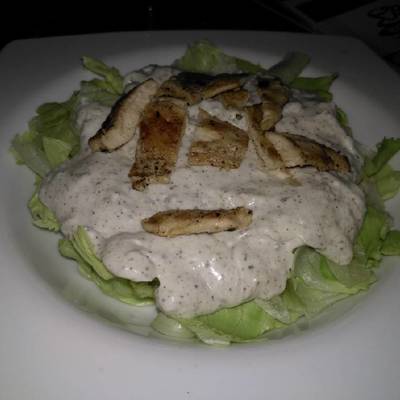  سلطة سيزر بالدجاج 