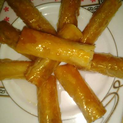  اصابع الجلاش المحشو بالكنافه والمكسرات 