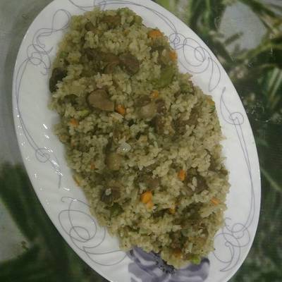  ارز بالخضار والكبد والقوانص