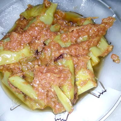  الفلفل الحار بصلصة الطماطم والثوم 