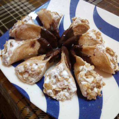  قطايف بالكريمه و المكسرات المسكرة 