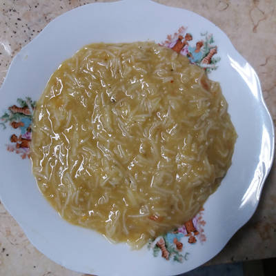  عدس بالشعرية 