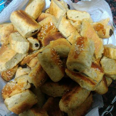  منين سادة وبالتمر 