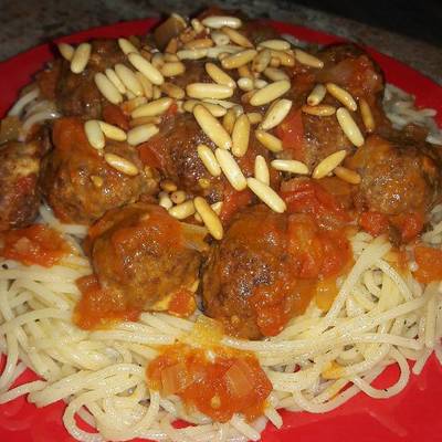  اسباكيتي مع كرات اللحمه 
