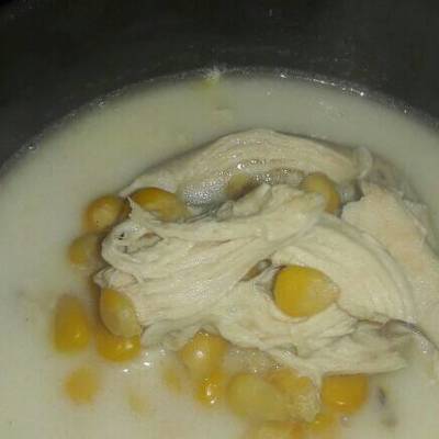  شوربه الذره الكريميه 