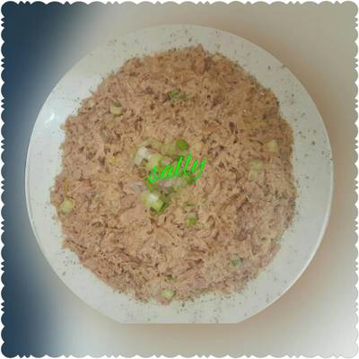  تونة بالبصل الاخضر والطحينة 