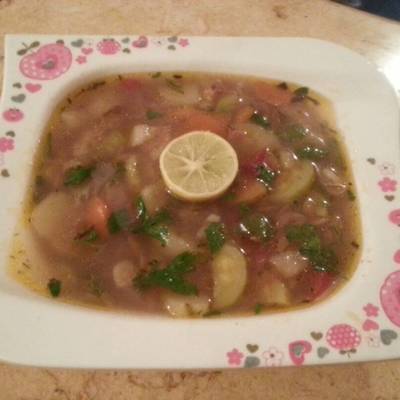  شوربة خضار بطريقتي الخاصة 