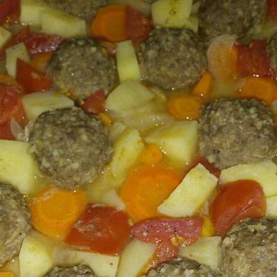  صينيه كرات اللحم بالخضروات 