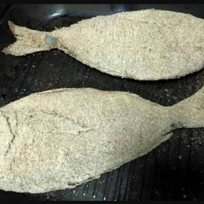  سمك مشوي بالردة 