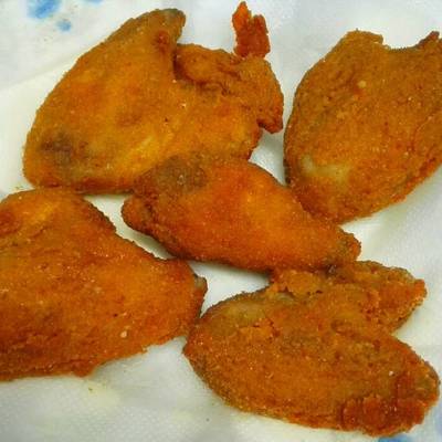  أجنحة دجاج مقلية 
