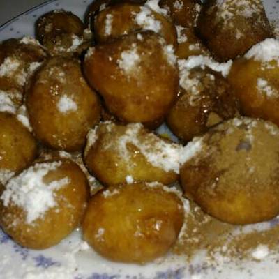  عوامة بالقرفة والسكر 