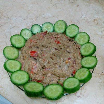  بادنجان مقلي بالطحينه والطماطم 