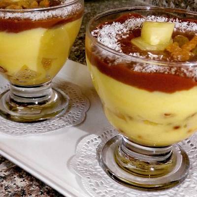  كاسترد بالبسكويت و الفواكه 