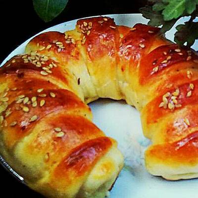  معجنات بحشوة الجبن والفلفل الحار 