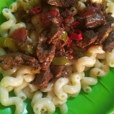  مكرونة بالكبدة 