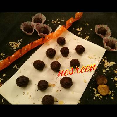 كرات الكراميل بالشوكولاته والمكسرات 