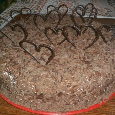  تورتة بالشوكولا و الخوخ