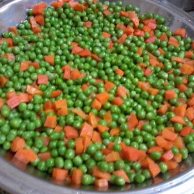  تفريز وتجميد البسلة والجزر 