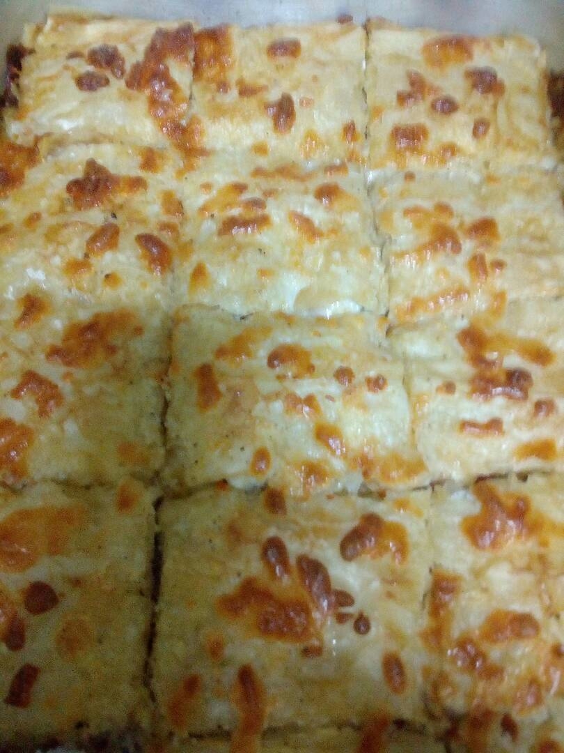  صينيه جلاش بالبسطرمه والموزريلا 